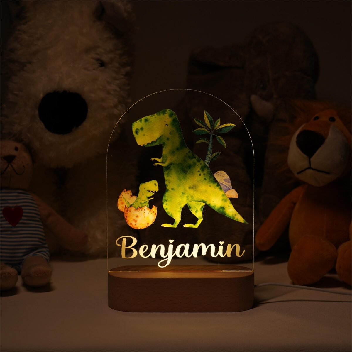 During the day, the lamp appears like a beautiful accessory and is a... #55897 - Image 2