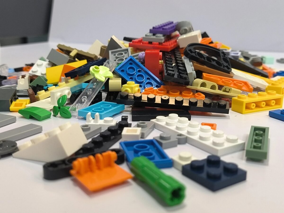 GOBRICKS Customizable MOC Building Block Set – Personalized Part... #200003886 - Image 6