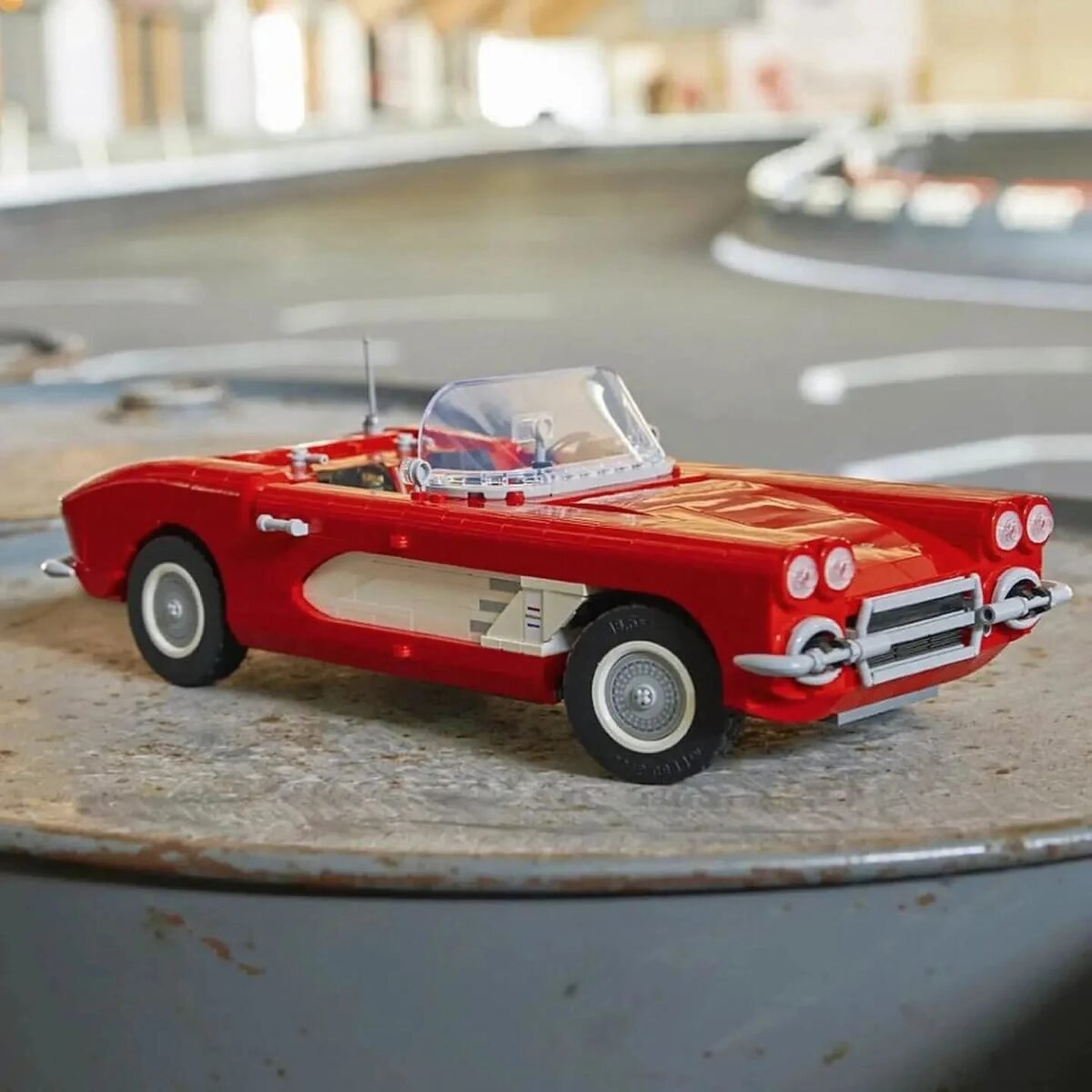 2023 Retro Sports Car 10321 – Chevrolet Corvette-Inspired Building Bloc... #10 - Image 4