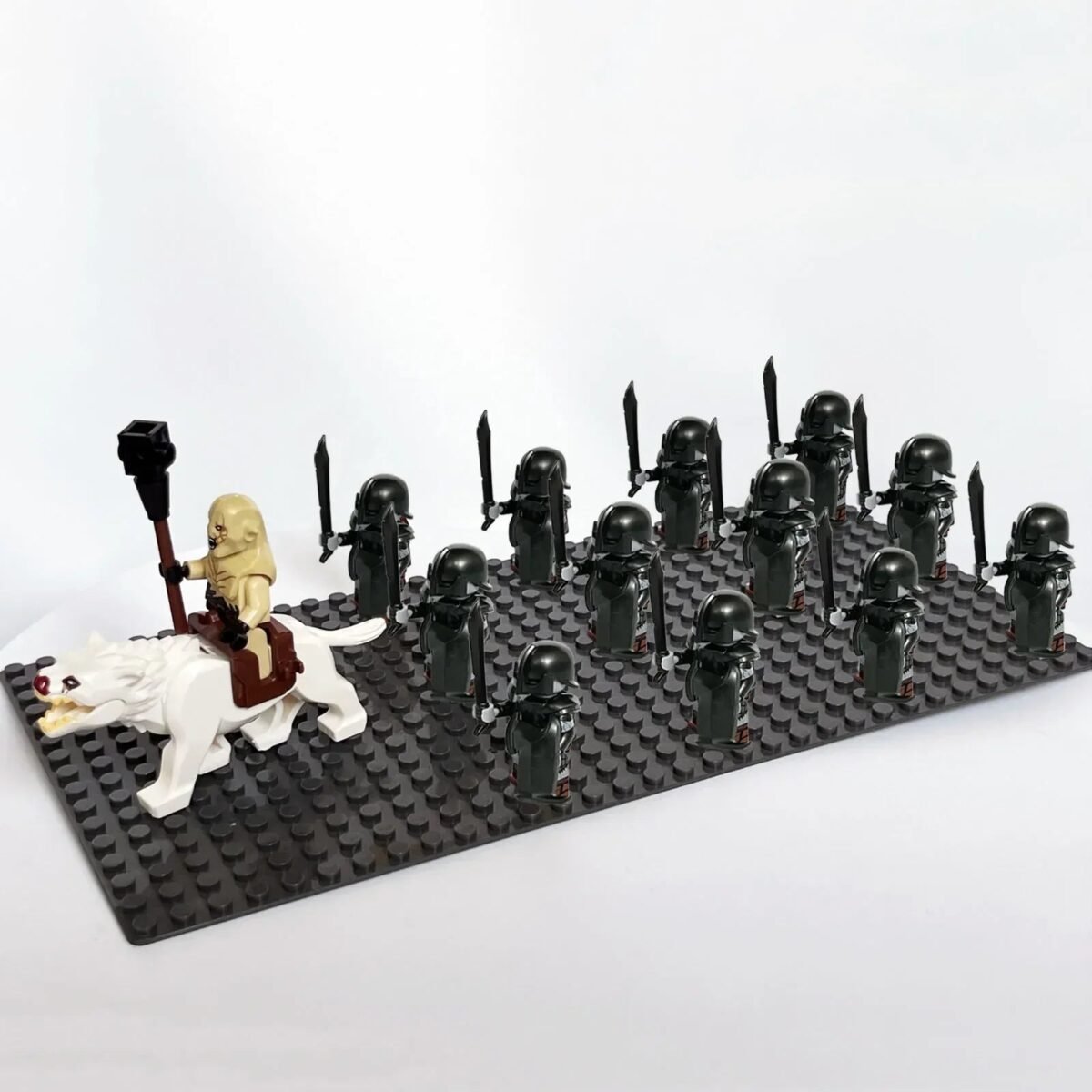 13pcs Castle Knight Rohan Orcs Elf Guards Roman Soldier Minifigure Set #29 - Image 4