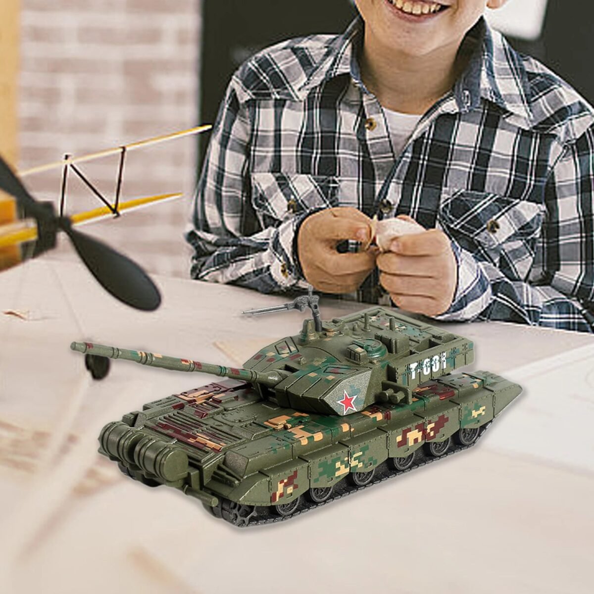 1/72 Scale Miniature Tank Model Kit – Military Building Toy & Collectible #691 - Image 3