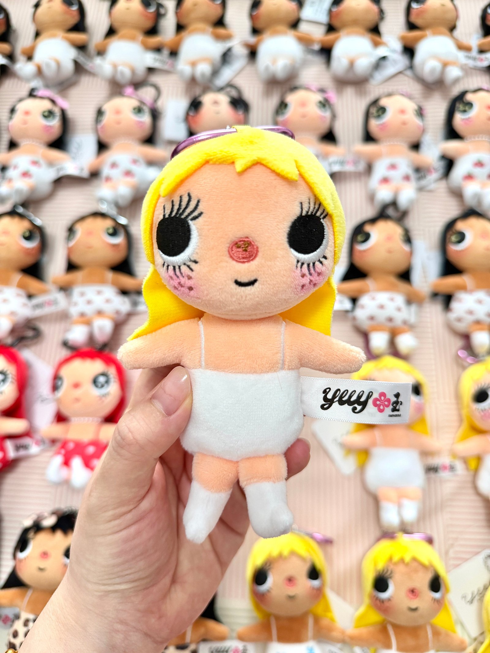 POPMART,Labubu,Babythree,CryingBaby,DIMOO,MOLLY,The Monsters,Skullpanda,Mokoko,zimomo,Sonny Angel,Sanrio ,disney,miniso,Pokemon,Liila cat,Blind Box POPMART,Labubu,Babythree,CryingBaby,DIMOO,MOLLY,The Monsters,Skullpanda,Mokoko,zimomo,Sonny Angel,Sanrio ,disney,miniso,Pokemon,Liila cat,Blind Box